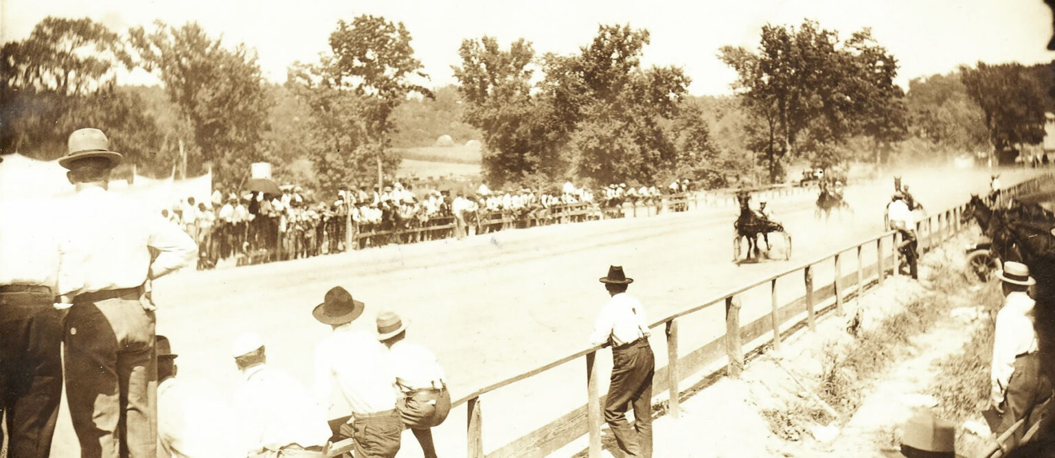 Historic horse and buggy race in Excelsior Springs, MO